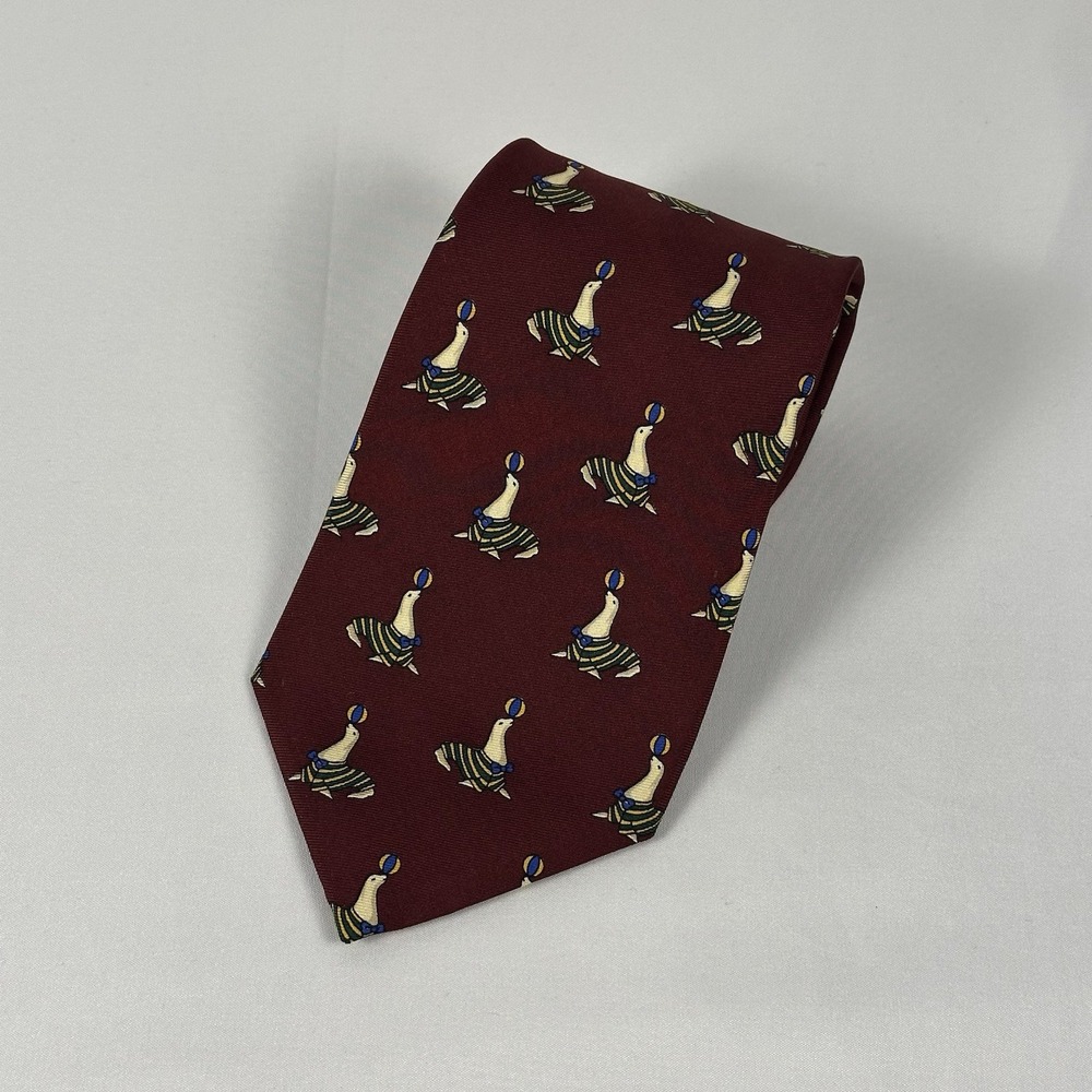Jos A Bank Executive Collection Silk Tie Burgundy Seal Novelty USA 3.75" W 56" L